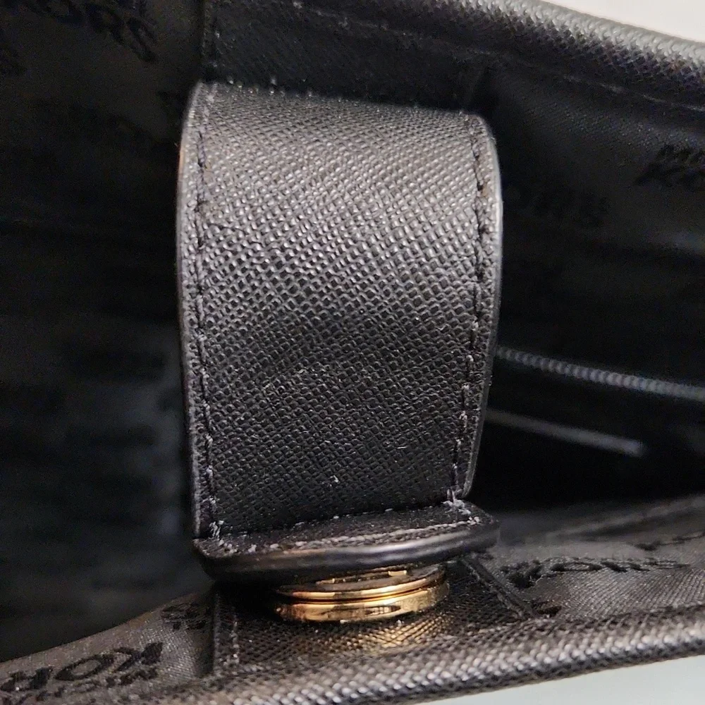 Michael Kors Jet Set Striped Large Black White Travel Tote - Picture 11 of 15